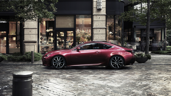 Weltpremiere des Lexus RC auf der Tokyo Motor Show Weltpremiere des Lexus RC auf der Tokyo Motor Show