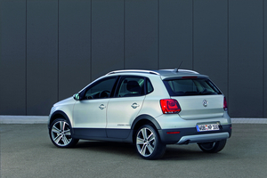 Volkswagen Polo 1.2I Cross 70hp