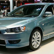 Mitsubishi Galant Fortis Sport 4WD