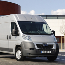 Peugeot Boxer 335 L2H2 2.2 HDi