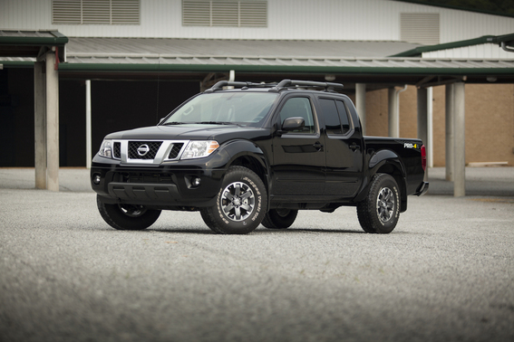 Nissan Frontier Desert Runner King Cab 4x2 V6