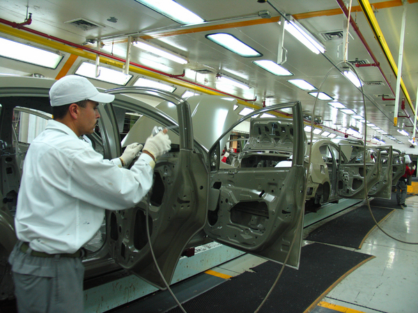 Nissan Investing in Mexico with $2 Billion Factory Expansion