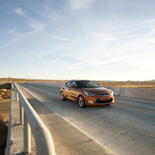 Hyundai unveils the 2012 Veloster in Detroit