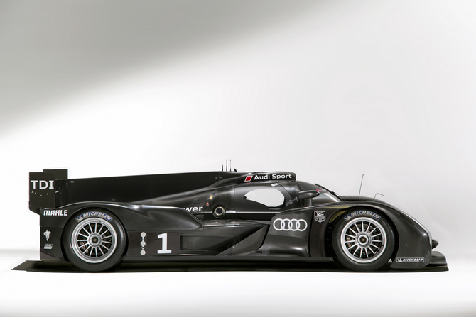 R18: the new Le Mans challenger from Audi R18: the new Le Mans challenger from Audi