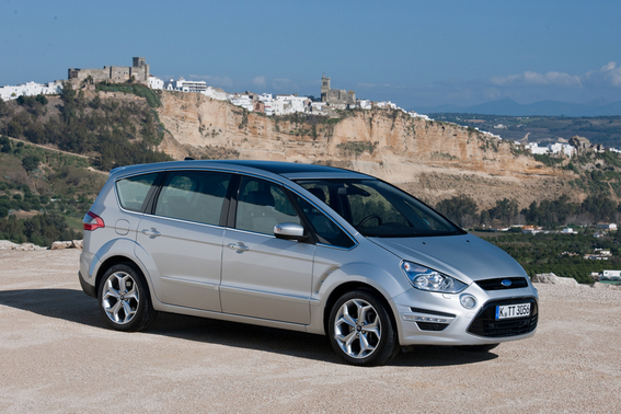 Ford S-MAX 2.0 EcoBoost Titanium