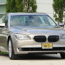 BMW 750i