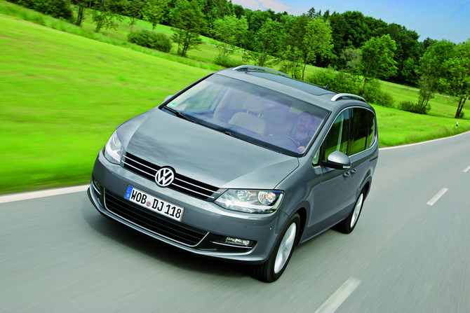 Volkswagen Sharan 2.0I TDI DSG6 BlueTDI 170hp Confortline