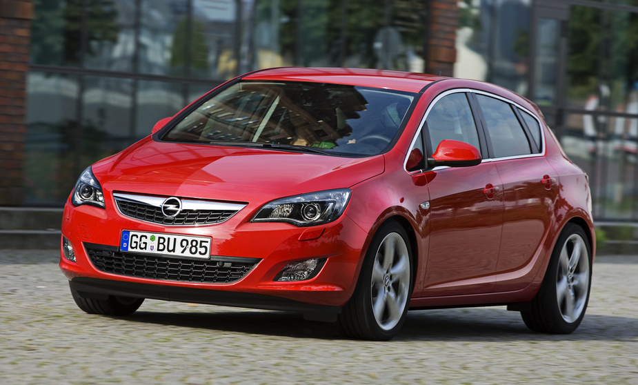 Opel Astra 1.7 CDTI 110cv Cosmo ecoFLEX