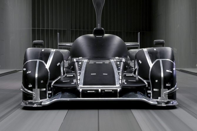 R18: the new Le Mans challenger from Audi R18: the new Le Mans challenger from Audi