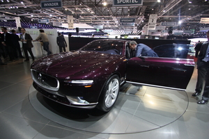 Bertone presents Jaguar B99 Concept at Geneva