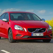 Volvo S60 3.0 T6 R-Design AT