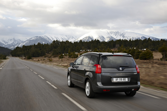 Peugeot 5008 HDi e-HDi FAP STOP&START Access