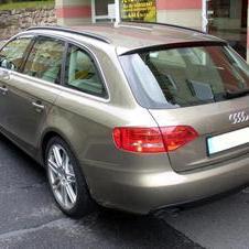 Audi A4 Avant 3.2 FSI quattro