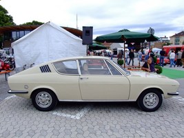 Audi 100 Coupé S