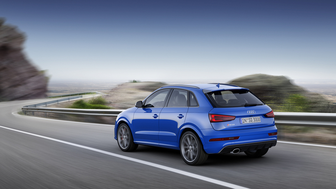 Thanks to these changes the RS Q3 Performance is 0.4s faster than the standard version to reach the 100 km/h mark (4.4s)