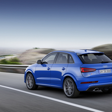 Thanks to these changes the RS Q3 Performance is 0.4s faster than the standard version to reach the 100 km/h mark (4.4s)