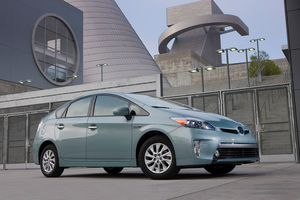 According to Polk, Toyota might have a problem selling its $32,000 Prius Plug-In