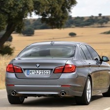 BMW 528i