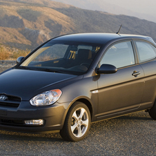 Hyundai Accent SE 3-Door