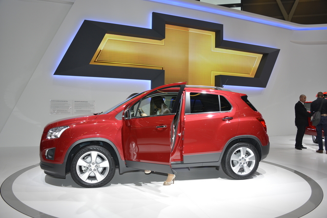 Chevrolet Trax Set for Paris Debut Chevrolet Trax Set for Paris Debut
