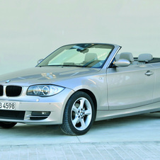 BMW 120i Cabrio