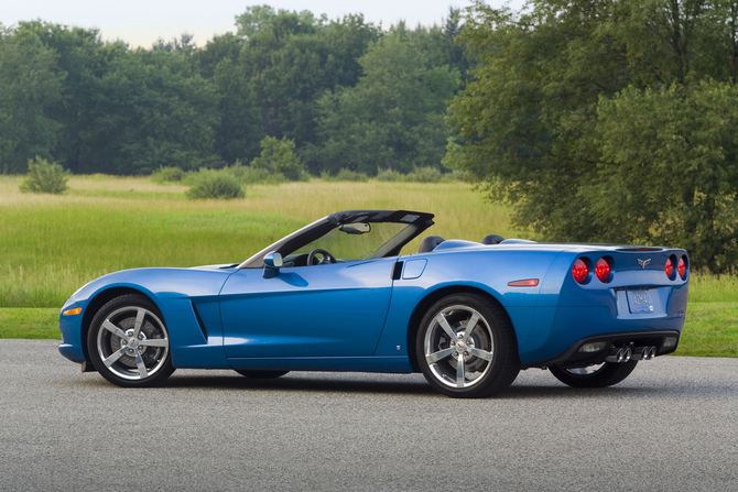 Chevrolet Corvette Convertible LT2