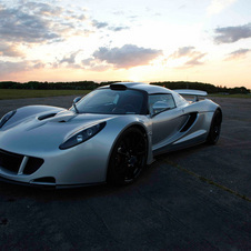 Video of the 1200hp Hennessey Venom GT as Driven by Jay Leno