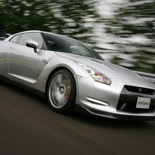 Nissan GT-R Black edition