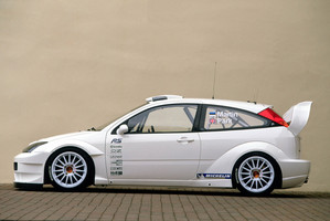 Ford Focus RS WRC 03