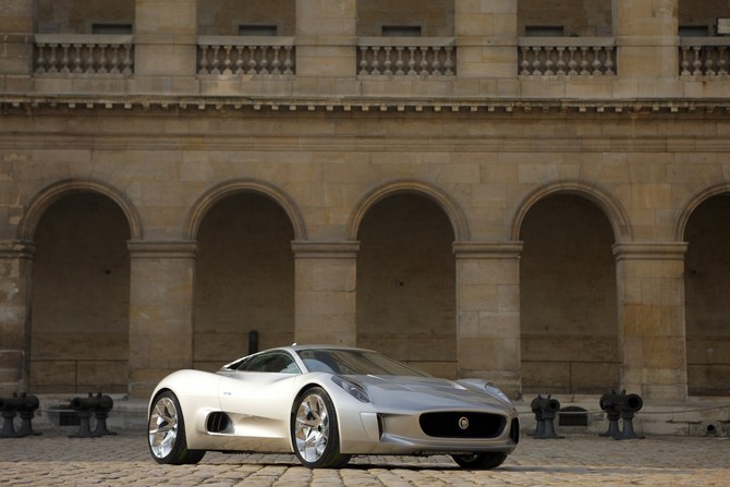 Jaguar C-X75 wins luxurious award Jaguar C-X75 wins luxurious award