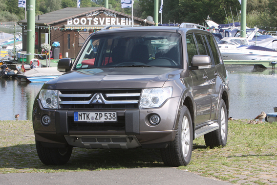 Mitsubishi Pajero 3.2 DI-D Instyle Automatic