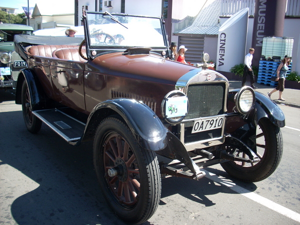 1923 Studebaker Light Six Tourer