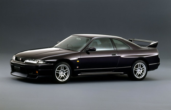 Nissan Skyline R33 GT-R