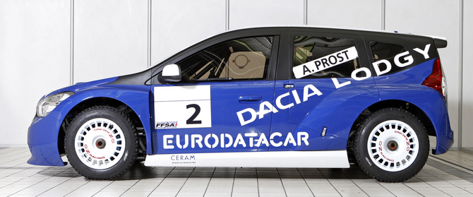 Dacia unveil MPV race car Dacia unveil MPV race car