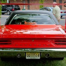 Plymouth Road Runner Superbird