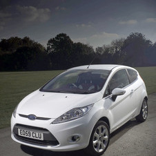 Ford Fiesta 1.4i Durashift Titanium