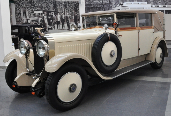 Skoda celebrates 85th anniversary of the Hispano Suiza Skoda celebrates 85th anniversary of the Hispano Suiza
