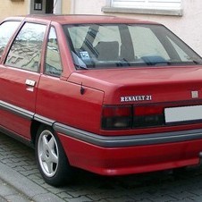 Renault 21 2.0 GTX Hatchback