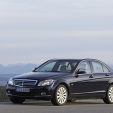 Mercedes-Benz C 180 Kompressor BlueEFFICIENCY Automatic