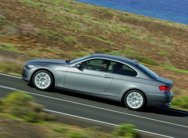 BMW 328i