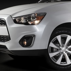 Mitsubishi Outlander Sport Gets Revised for 2013