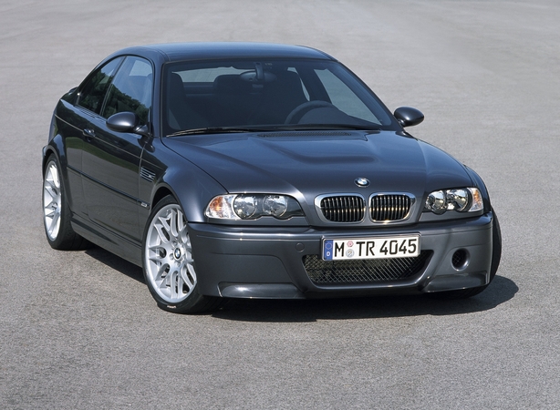 E o E46 M3 foi lançado em 2000