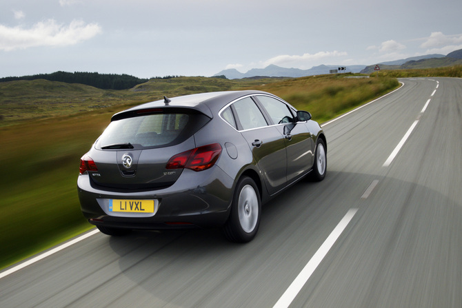 Vauxhall Astra Hatchback 1.6 SE (Auto)