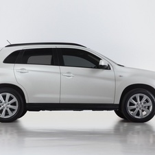 Mitsubishi Outlander Sport Gets Revised for 2013