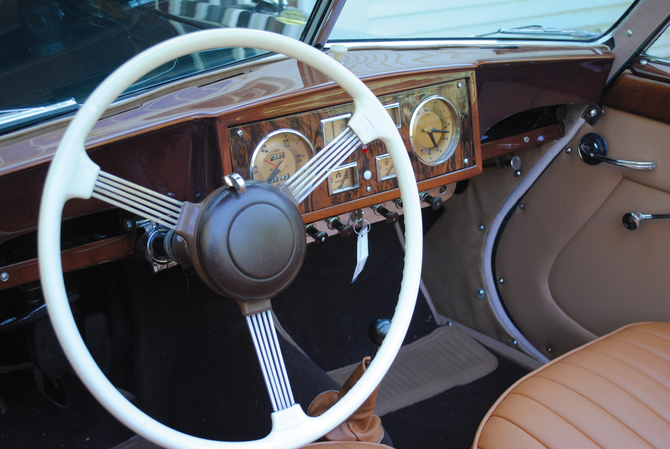 Riley RMD 2½-Liter Drophead Coupe