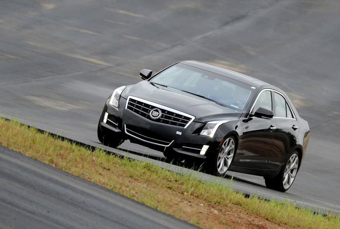 Cadillac ATS prepara-se para estreia em Paris Cadillac ATS prepara-se para estreia em Paris