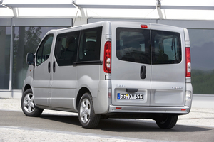 Opel Vívaro Combi 9L 2.7T L1H1 2.0 CDTI 90cv