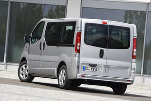 Opel Vívaro Combi 9L 2.7T L1H1 2.0 CDTI 114cv