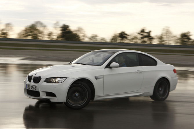 Astronauts experience the BMW universe