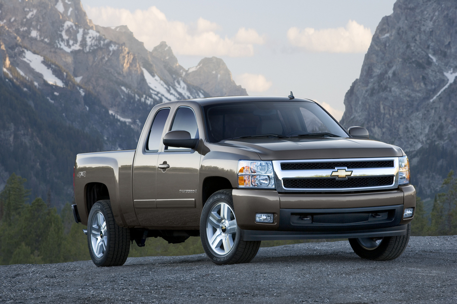 Chevrolet Silverado 1500 Extended Cab 2WD LS Standard Box